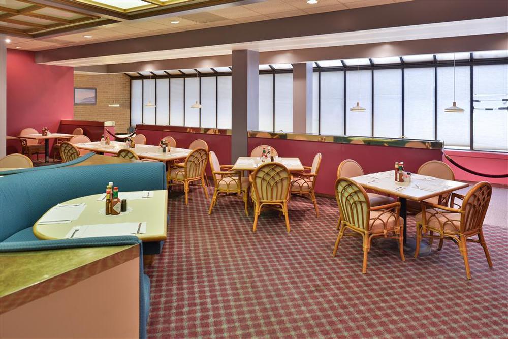 Americas Best Value Inn And Suites Виктория Ресторан фото