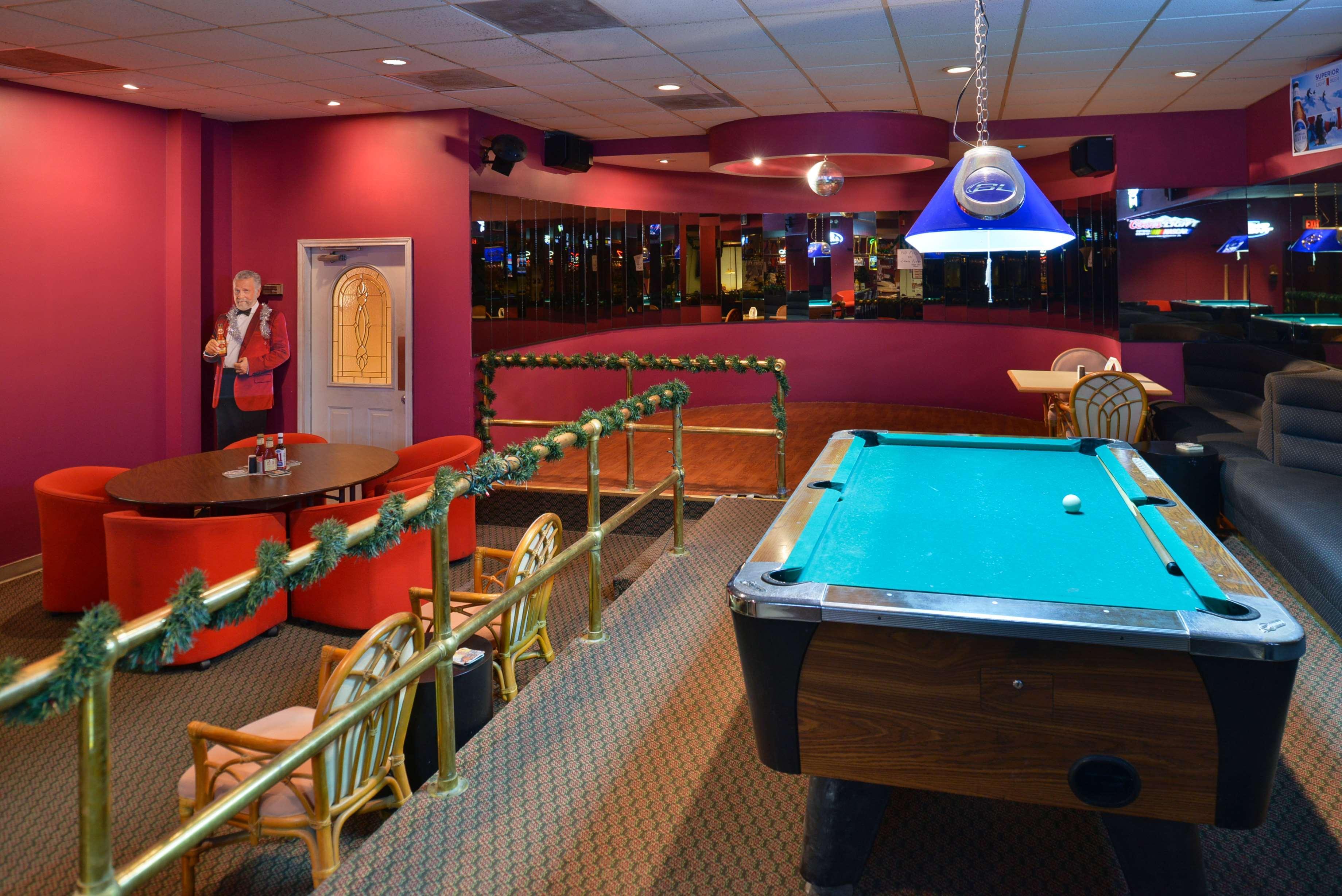 Americas Best Value Inn And Suites Виктория Экстерьер фото