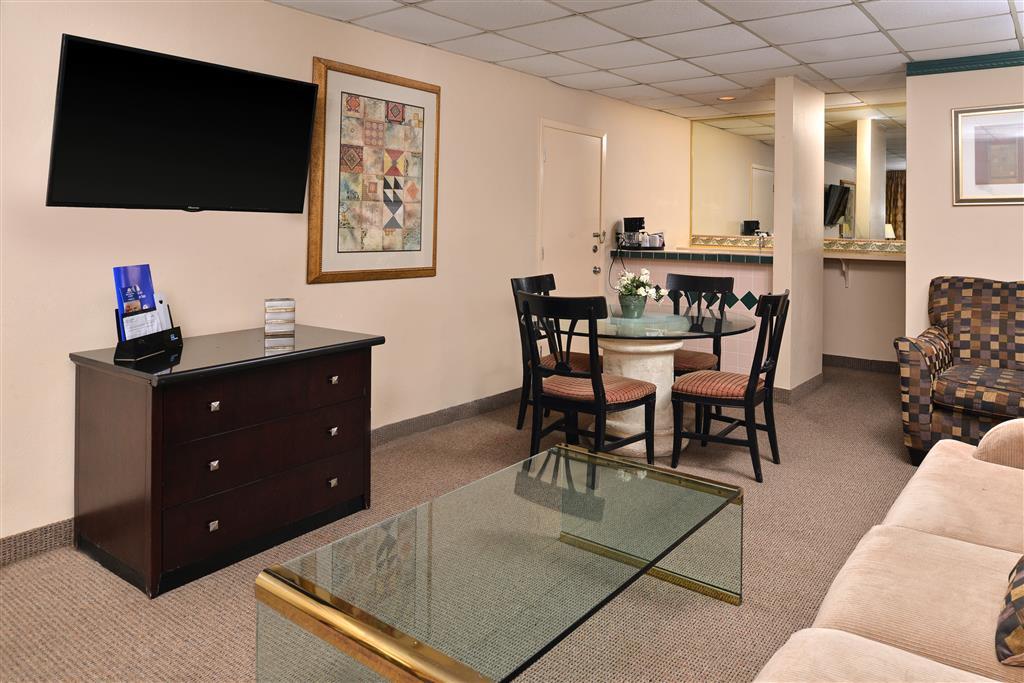 Americas Best Value Inn And Suites Виктория Номер фото